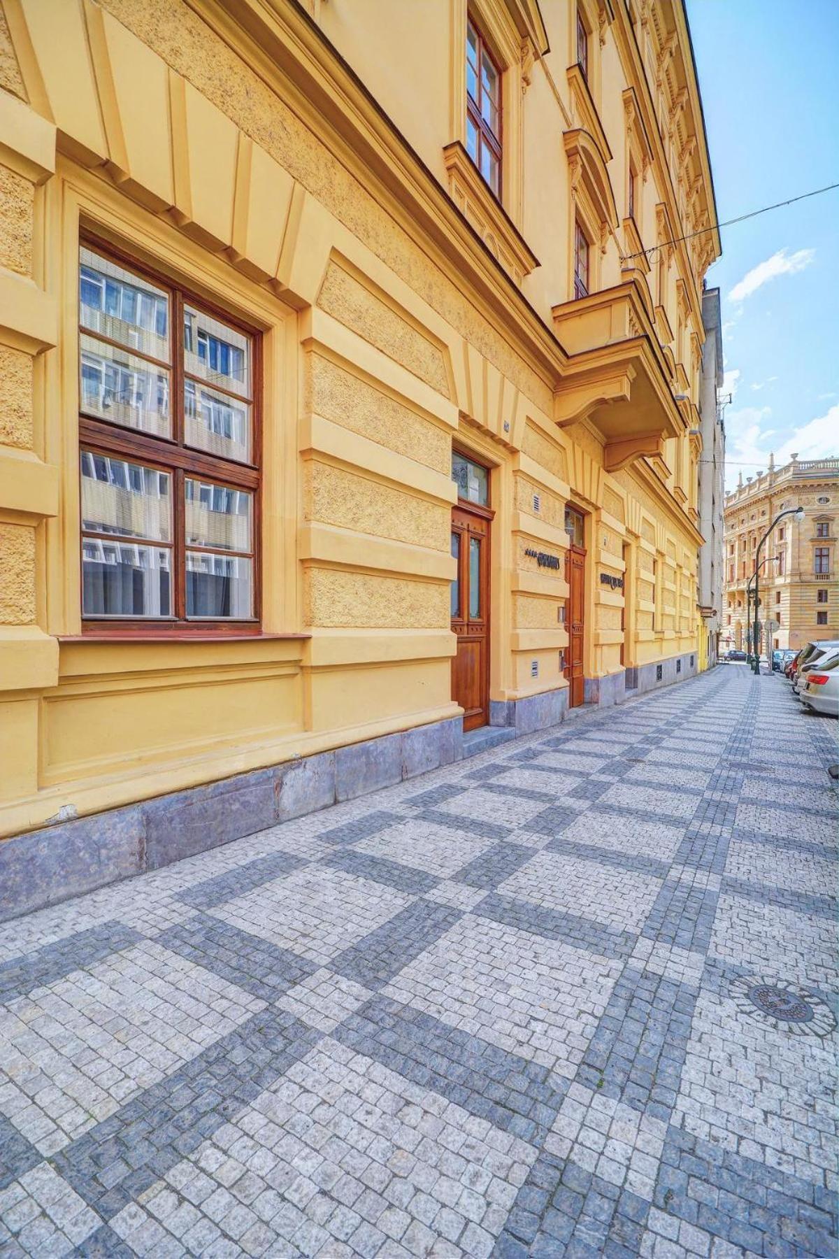 Aparthotel Rezidence Ostrovní Praga Exterior foto